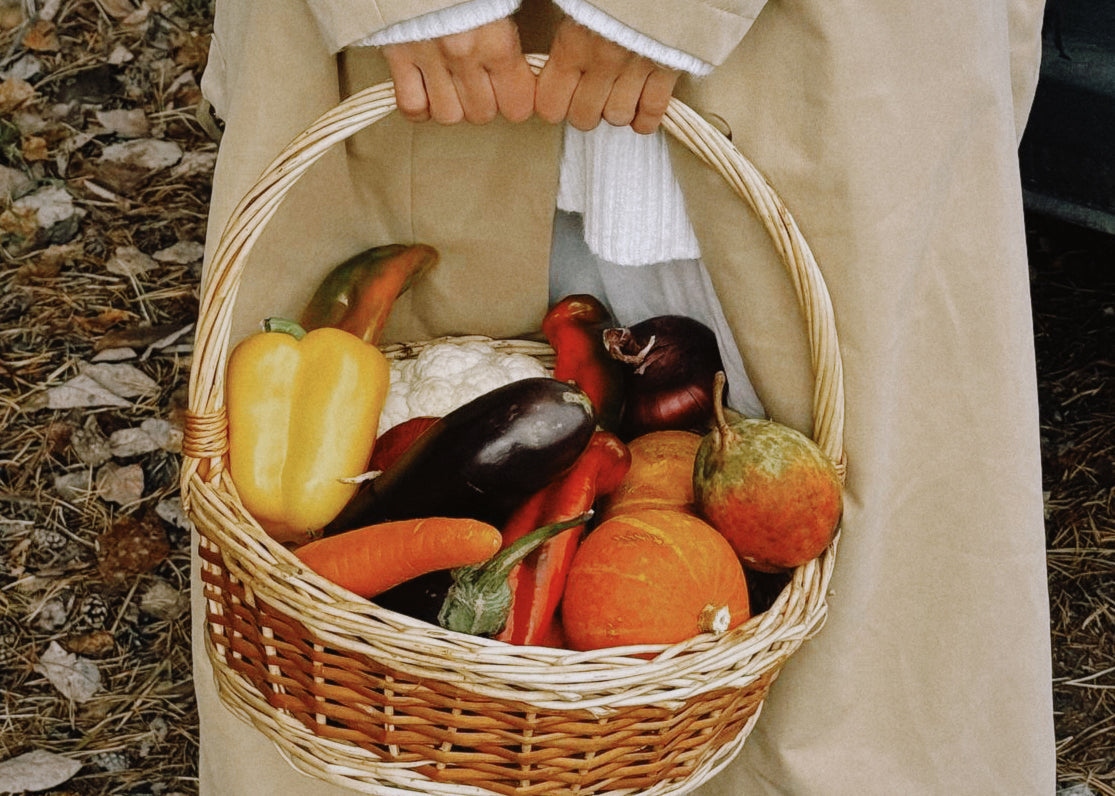 Are You Team Push or Team Pull? The Great Shopping Cart Debate